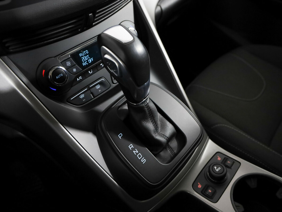 Ford Kuga II, 2016 - Фото №7