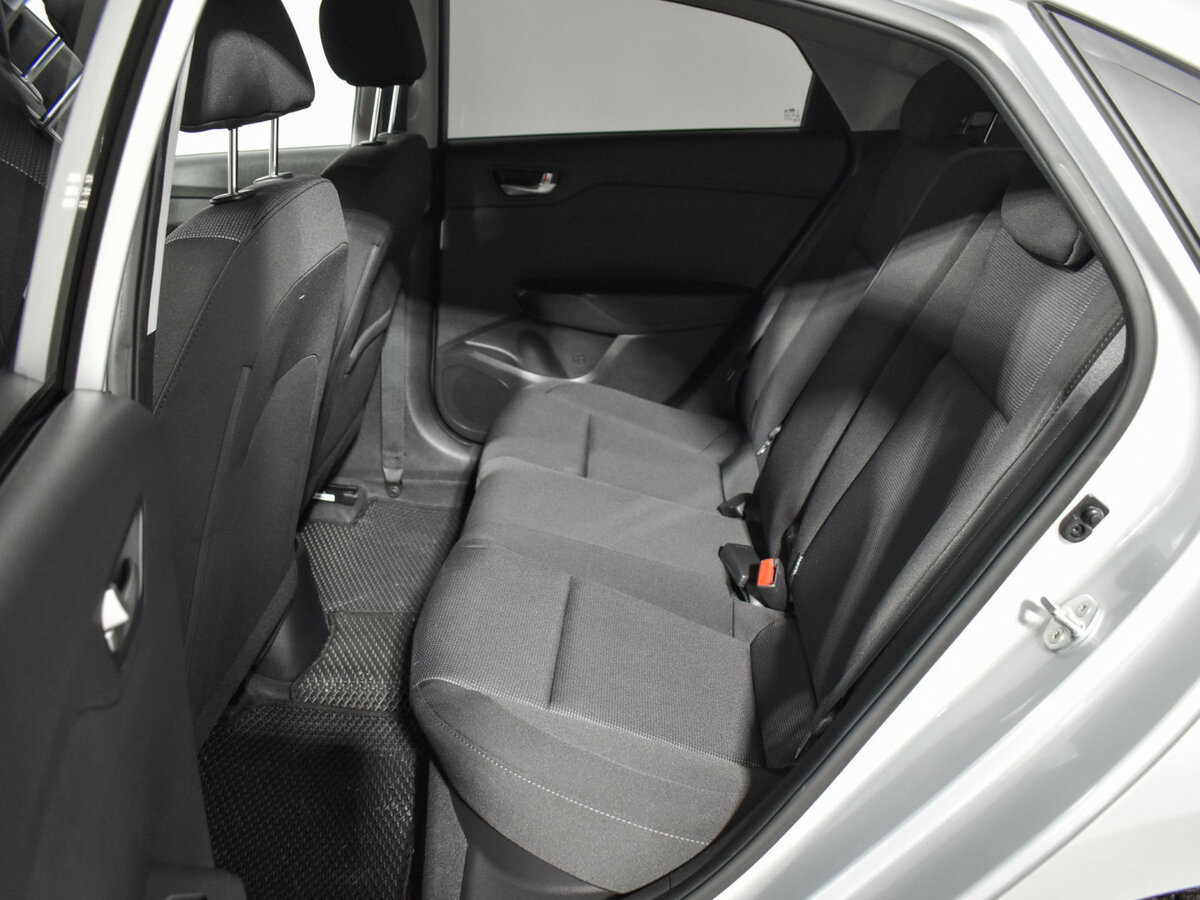 Hyundai Solaris II Рестайлинг, 2020 - Фото №10