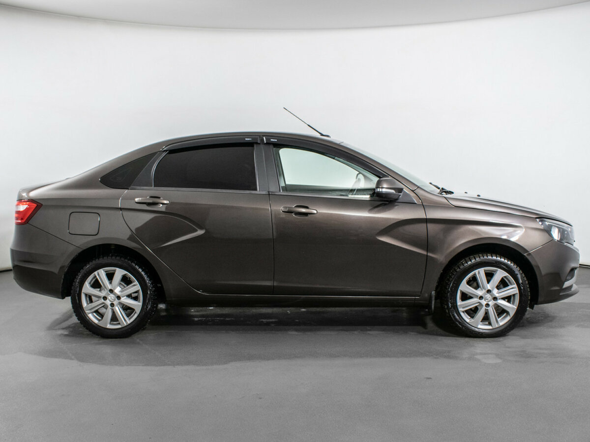 Lada (ВАЗ) Vesta I, 2022 - Фото №3