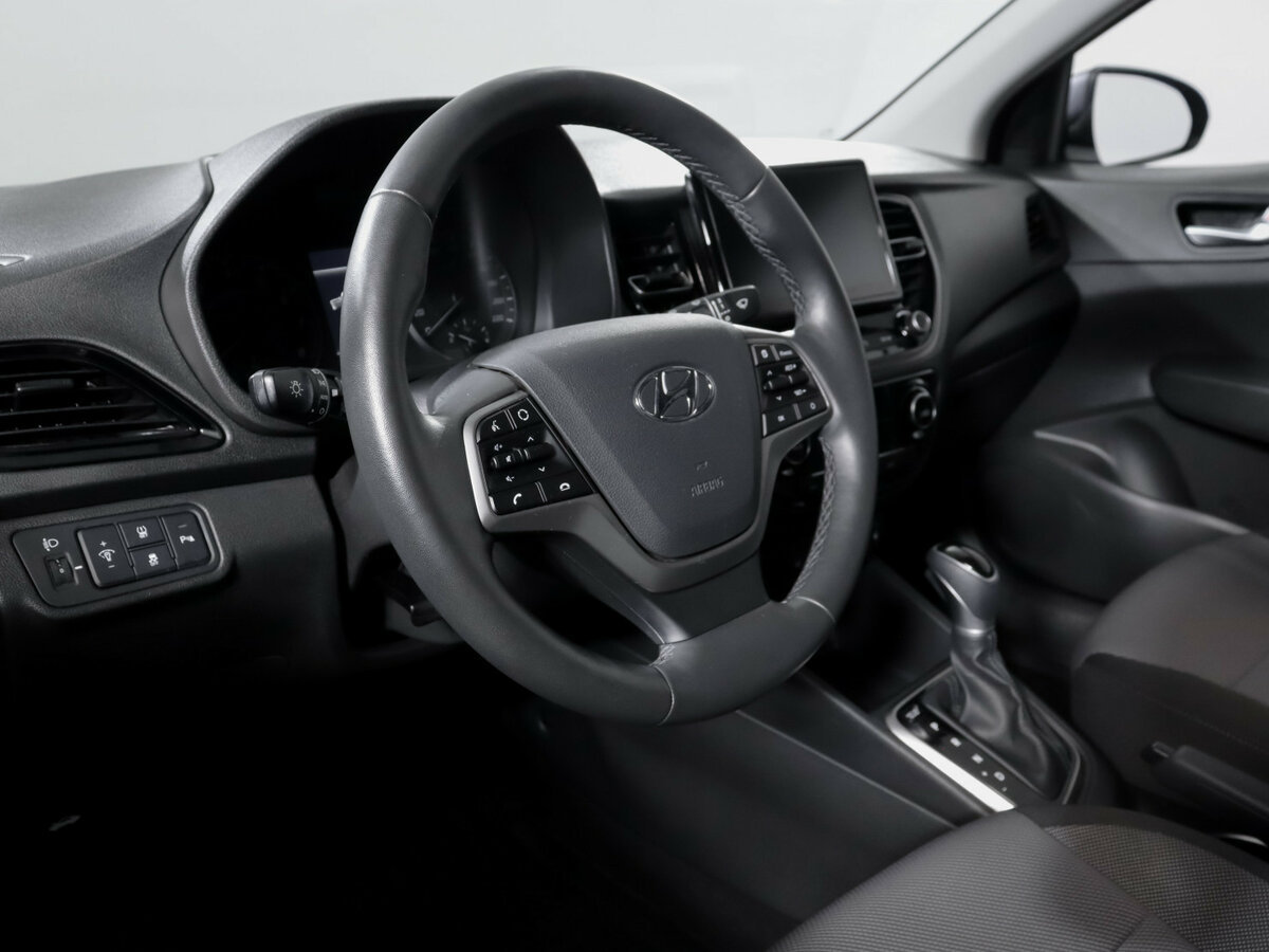 Hyundai Solaris II Рестайлинг, 2021 - Фото №11