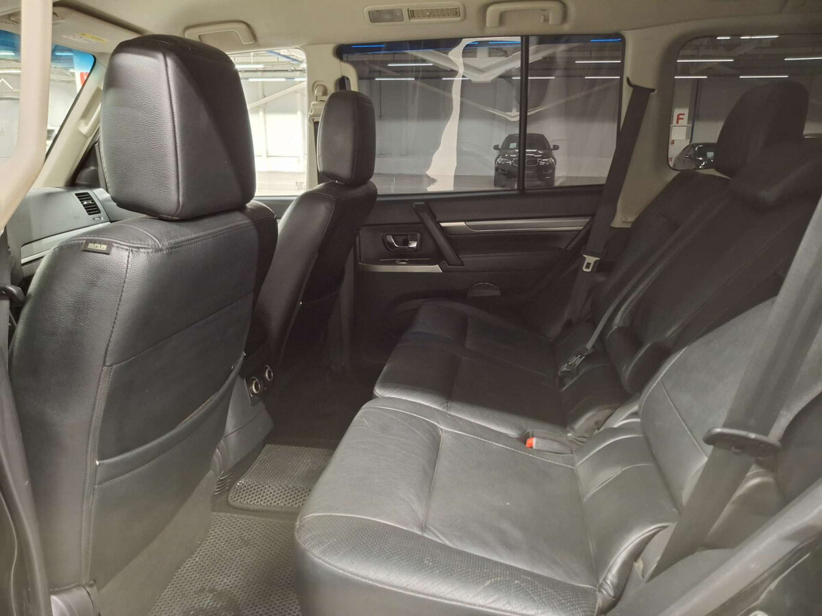 Mitsubishi Pajero IV Рестайлинг 1, 2012 - Фото №11