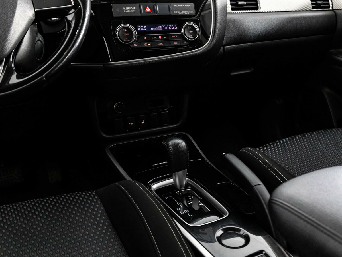 Mitsubishi Outlander III Рестайлинг 2, 2018 - Фото №9