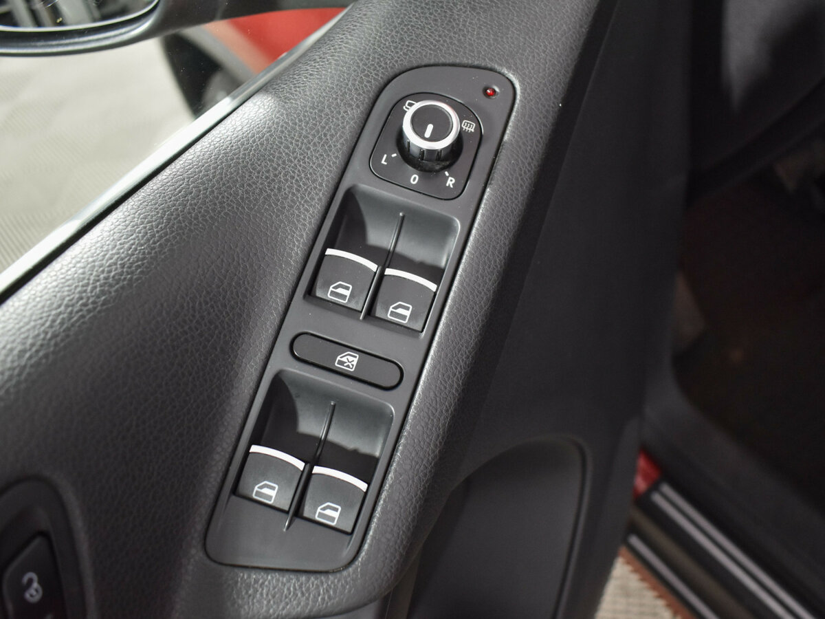 Volkswagen Tiguan I Рестайлинг, 2013 - Фото №13