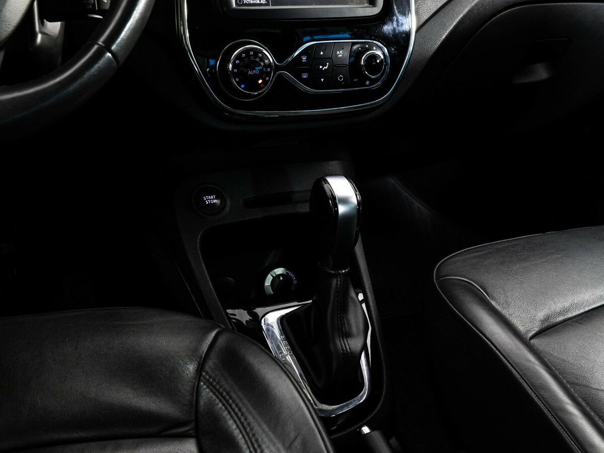 Renault Kaptur I, 2017 - Фото №9