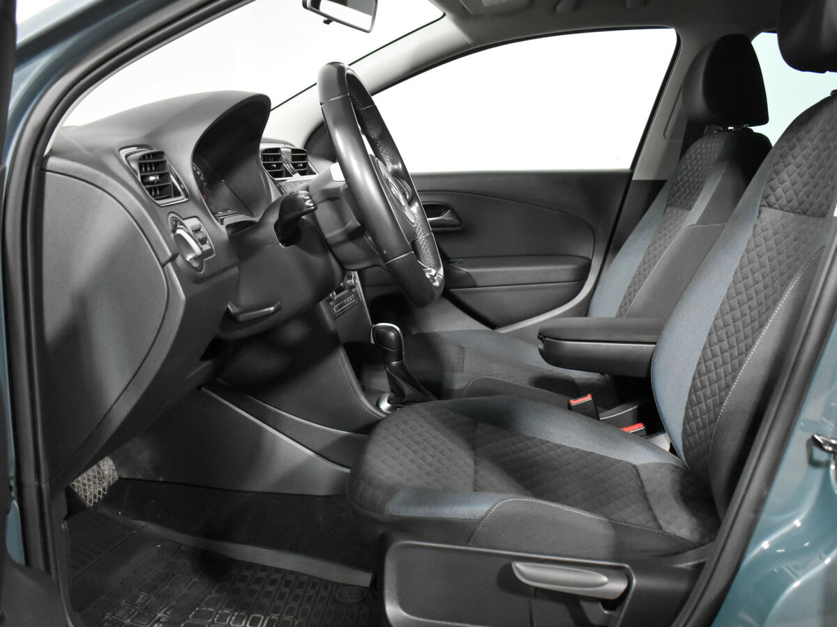 Volkswagen Polo V Рестайлинг, 2019 - Фото №9