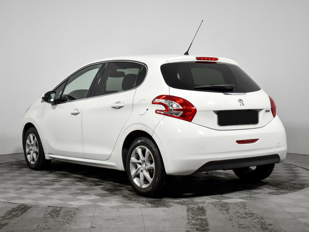 Peugeot 208 I, 2013 - Фото №6