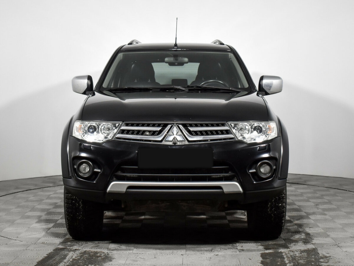 Mitsubishi Pajero Sport II Рестайлинг, 2013 - Фото №1
