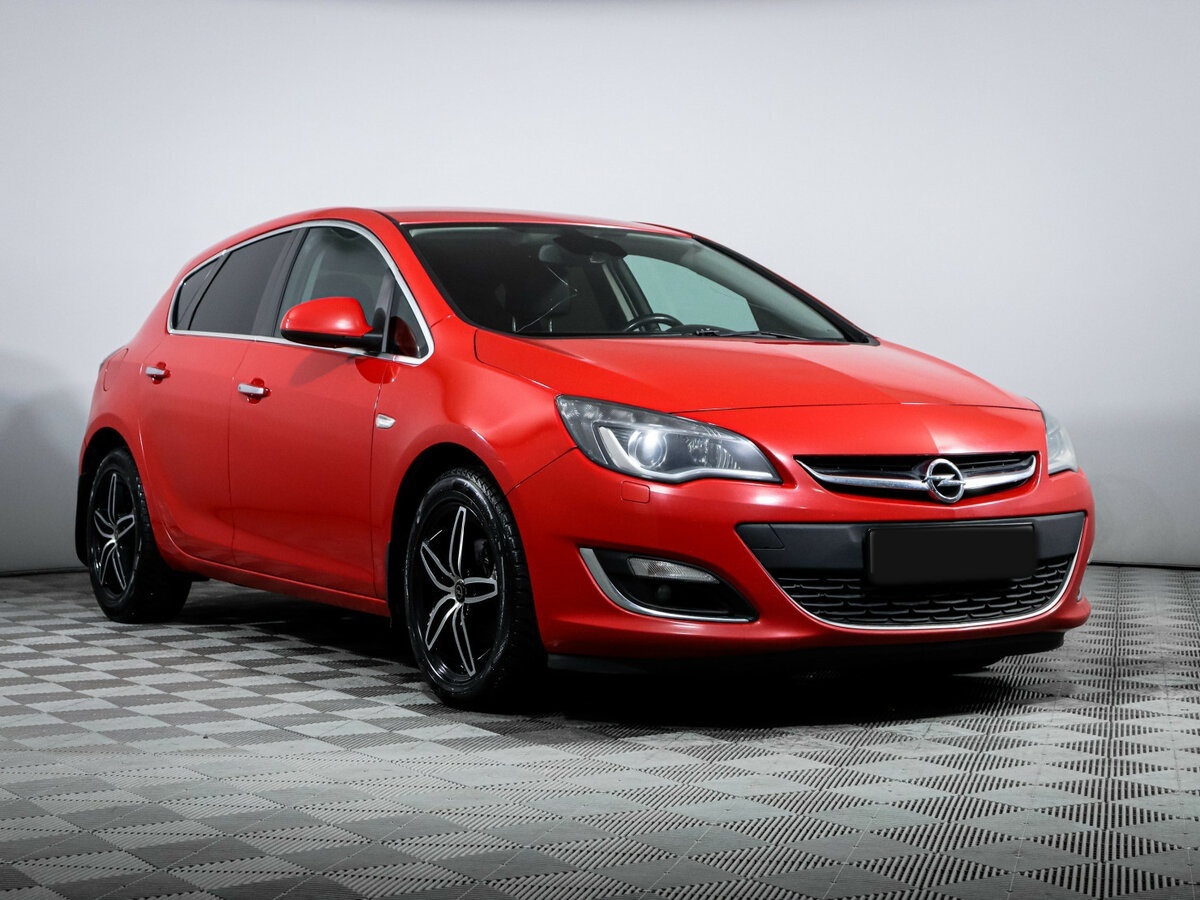 Opel Astra J Рестайлинг, 2013 - Фото №2