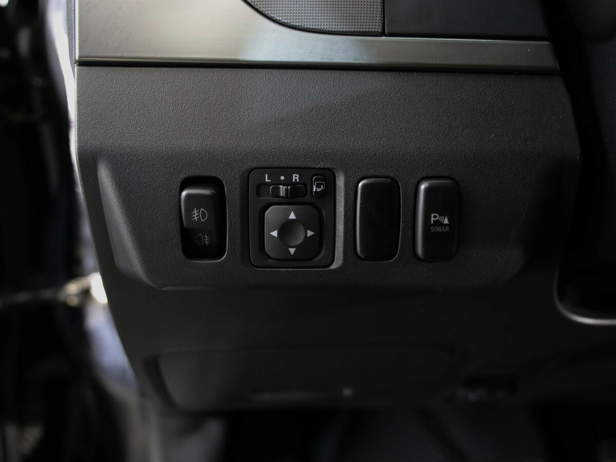 Mitsubishi Pajero IV Рестайлинг 1, 2013 - Фото №15