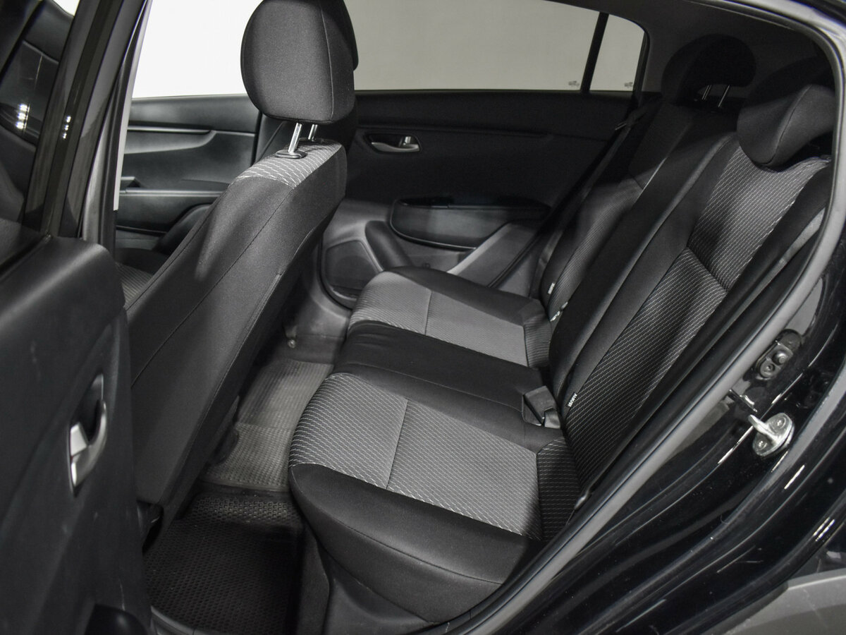 Kia Rio X-Line IV, 2019 - Фото №10