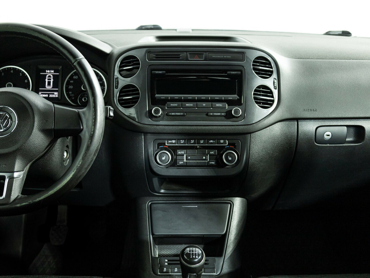 Volkswagen Tiguan I Рестайлинг, 2013 - Фото №13