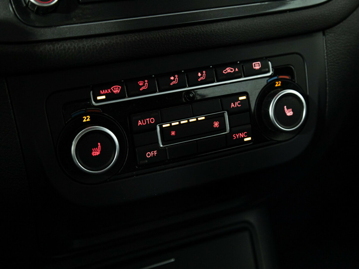 Volkswagen Tiguan I Рестайлинг, 2013 - Фото №14