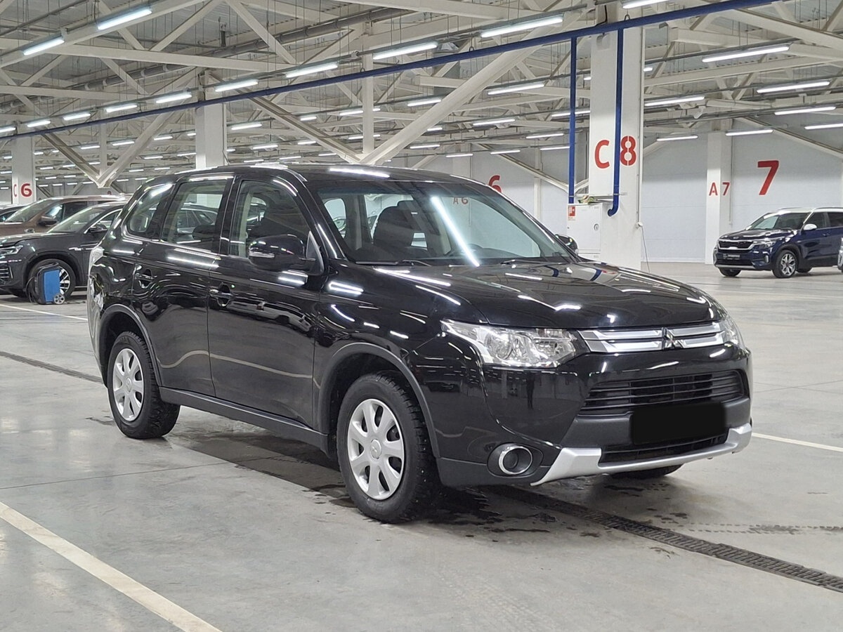 Mitsubishi Outlander III Рестайлинг, 2014 - Фото №2