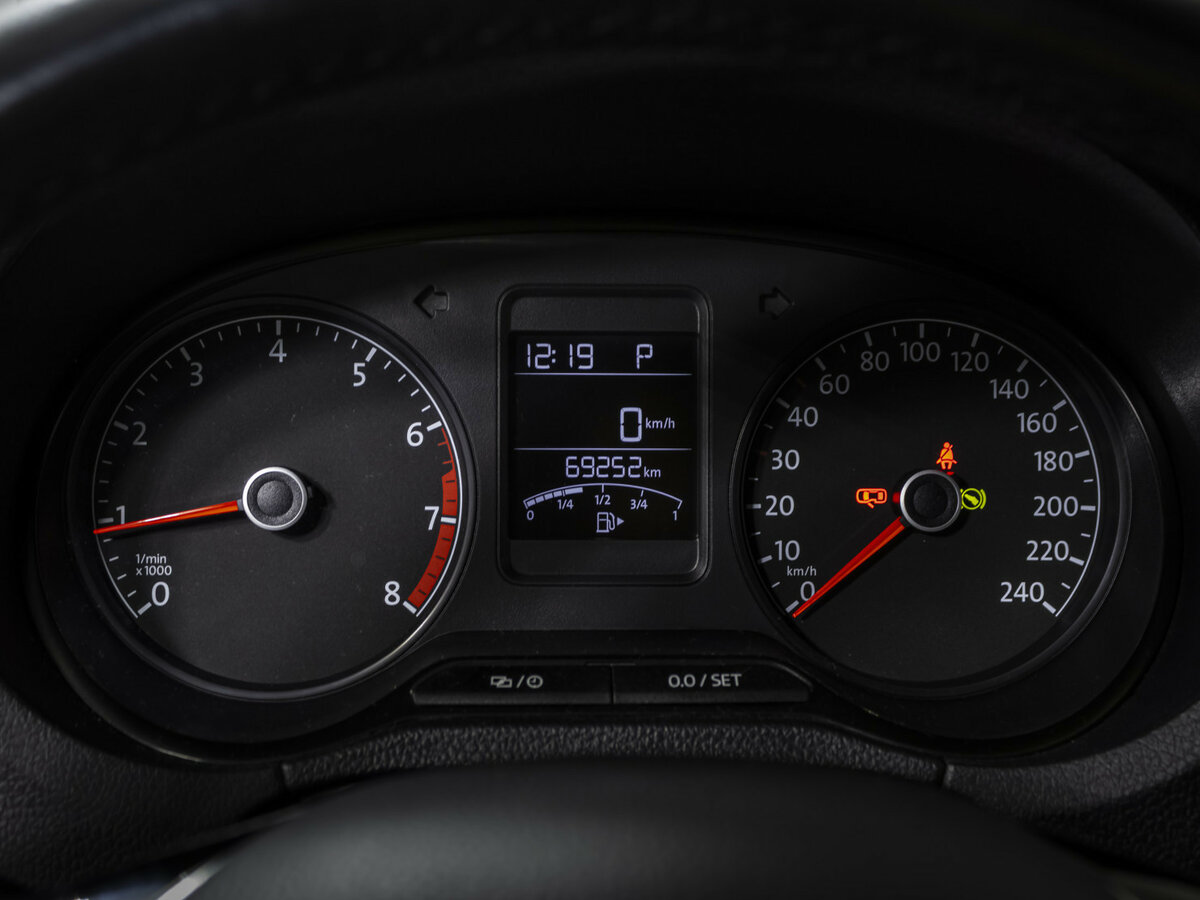 Volkswagen Polo V Рестайлинг, 2016 - Фото №9