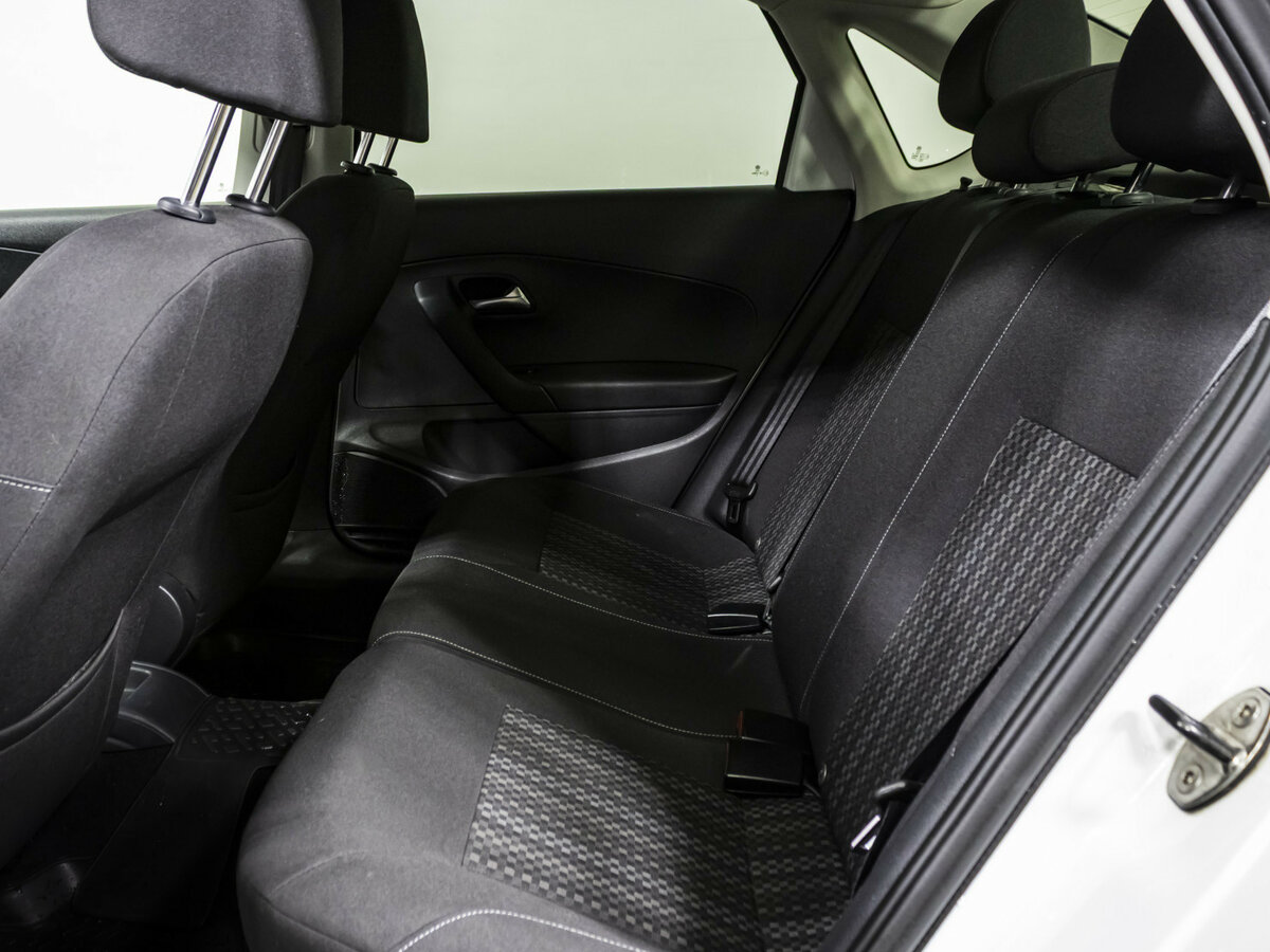 Volkswagen Polo V Рестайлинг, 2016 - Фото №11