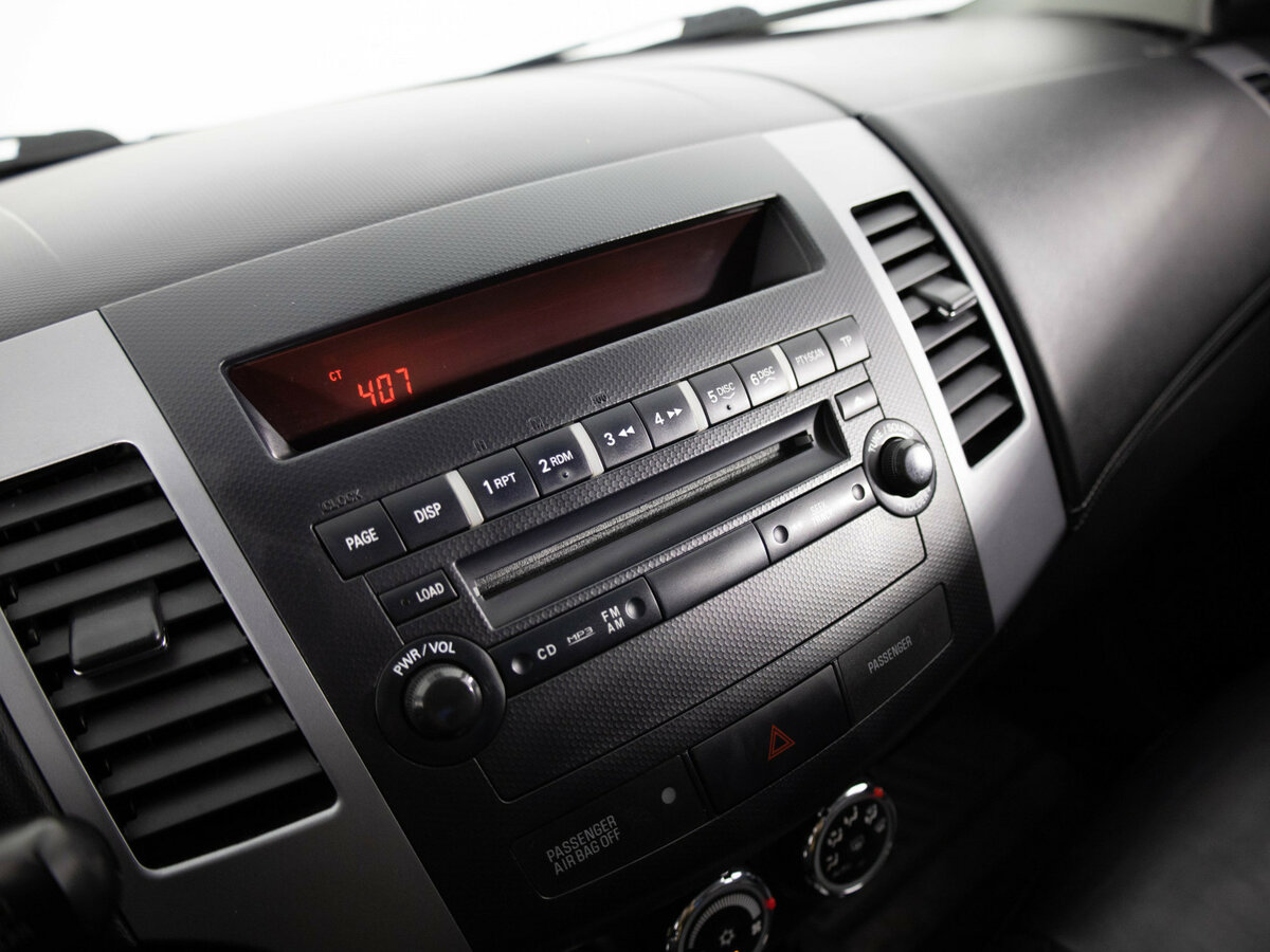 Peugeot 4007, 2012 - Фото №11