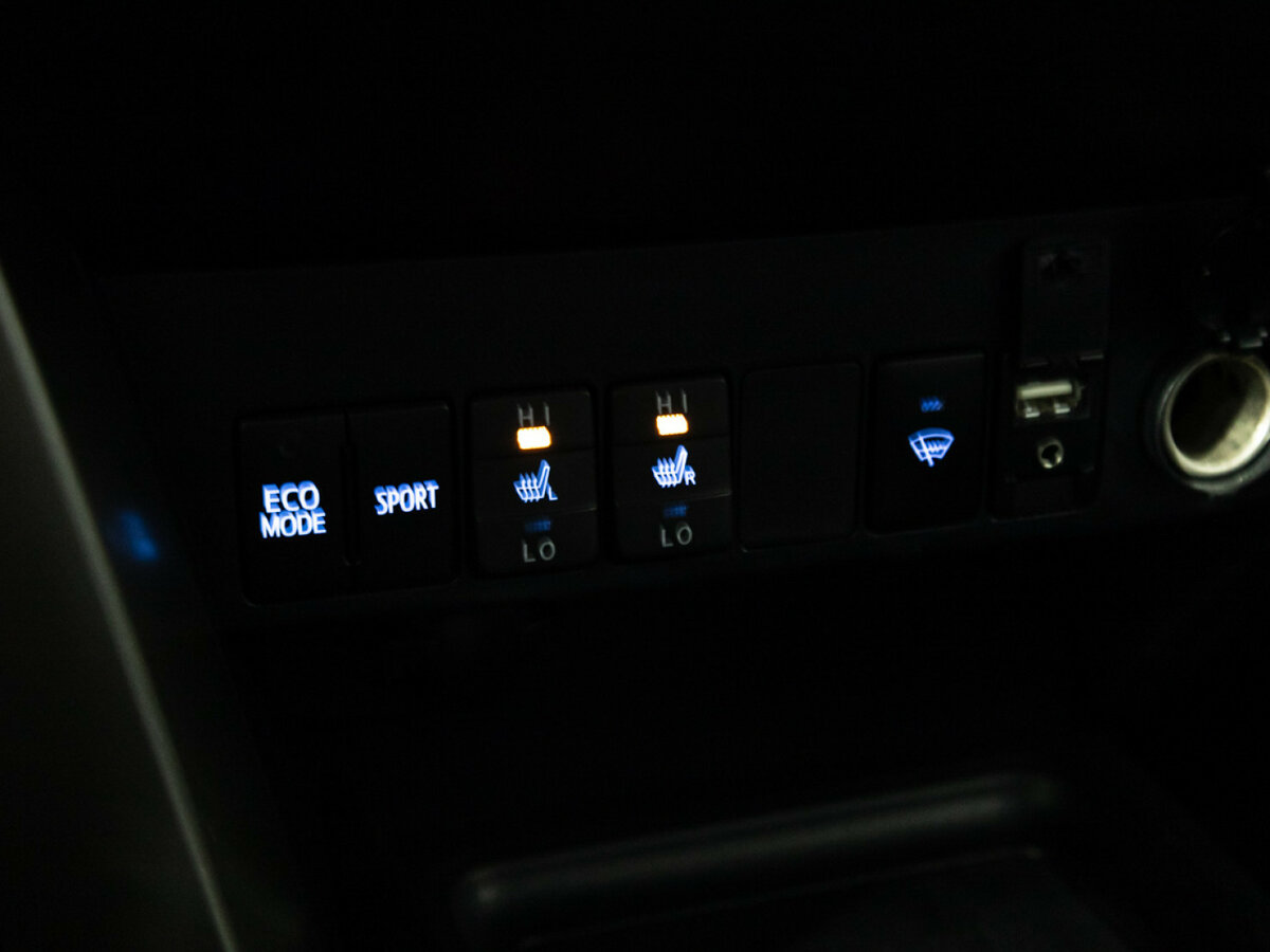 Toyota RAV4 IV (XA40), 2014 - Фото №15