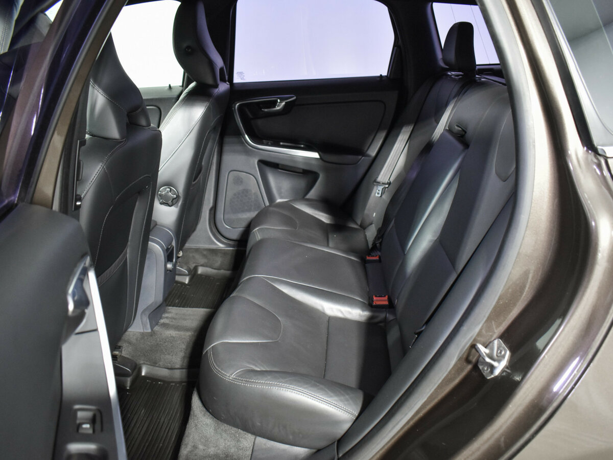 Volvo XC60 I Рестайлинг, 2014 - Фото №10