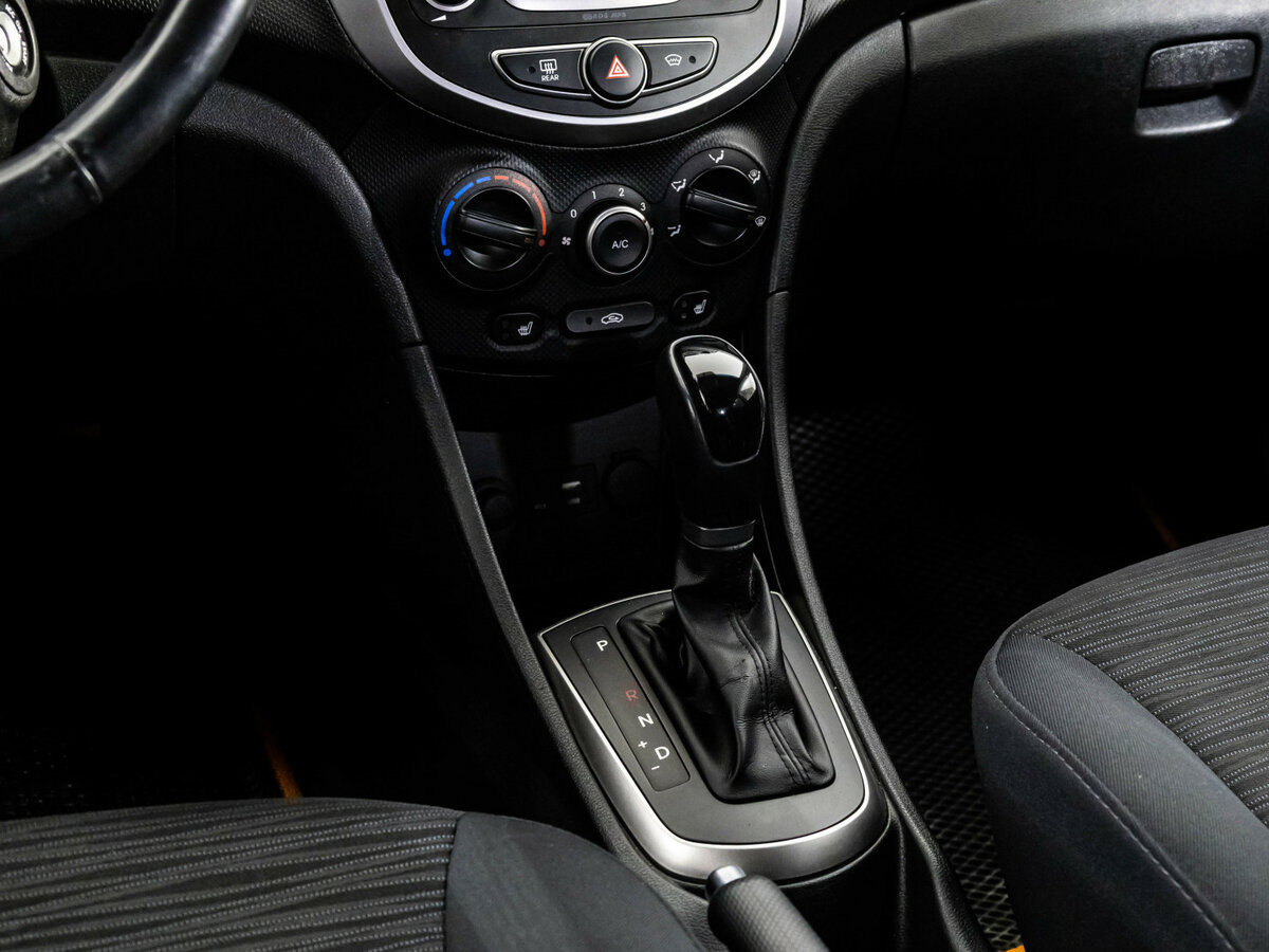 Hyundai Solaris I Рестайлинг, 2014 - Фото №9