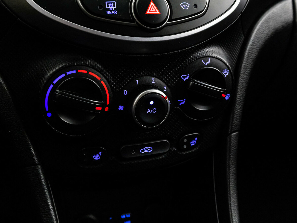 Hyundai Solaris I Рестайлинг, 2014 - Фото №11