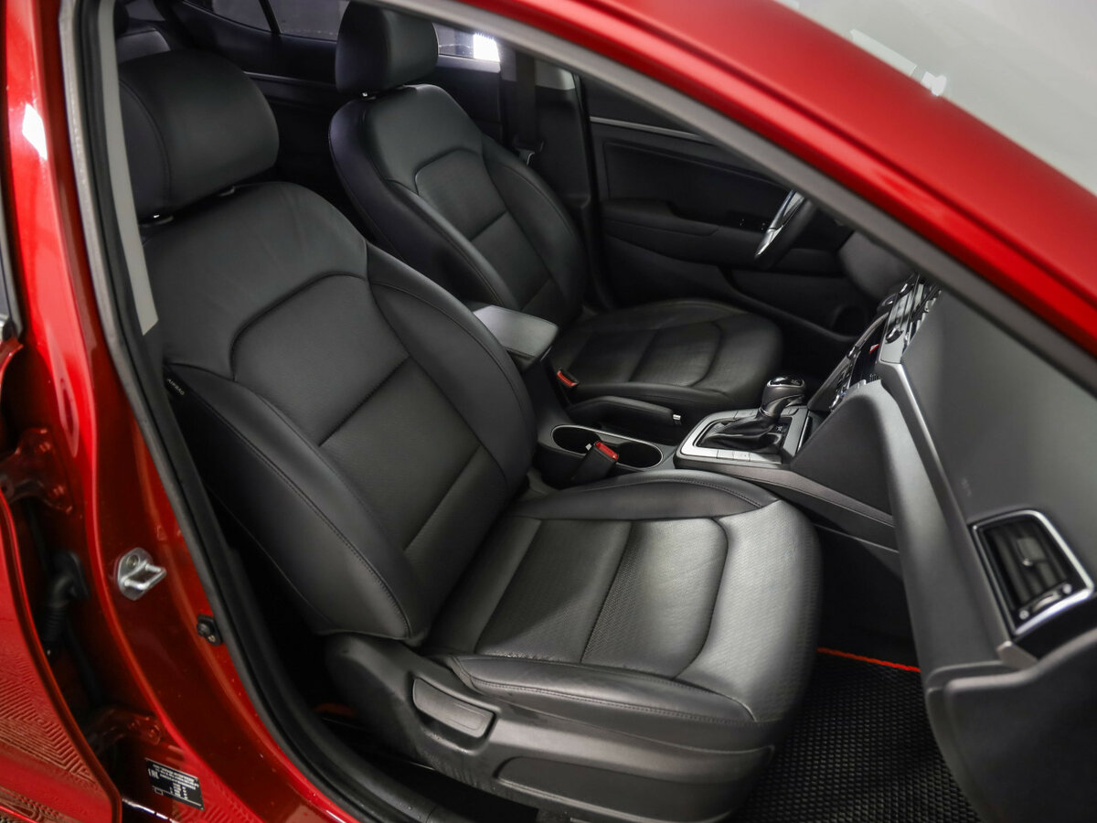 Hyundai Elantra VI (AD), 2016 - Фото №17