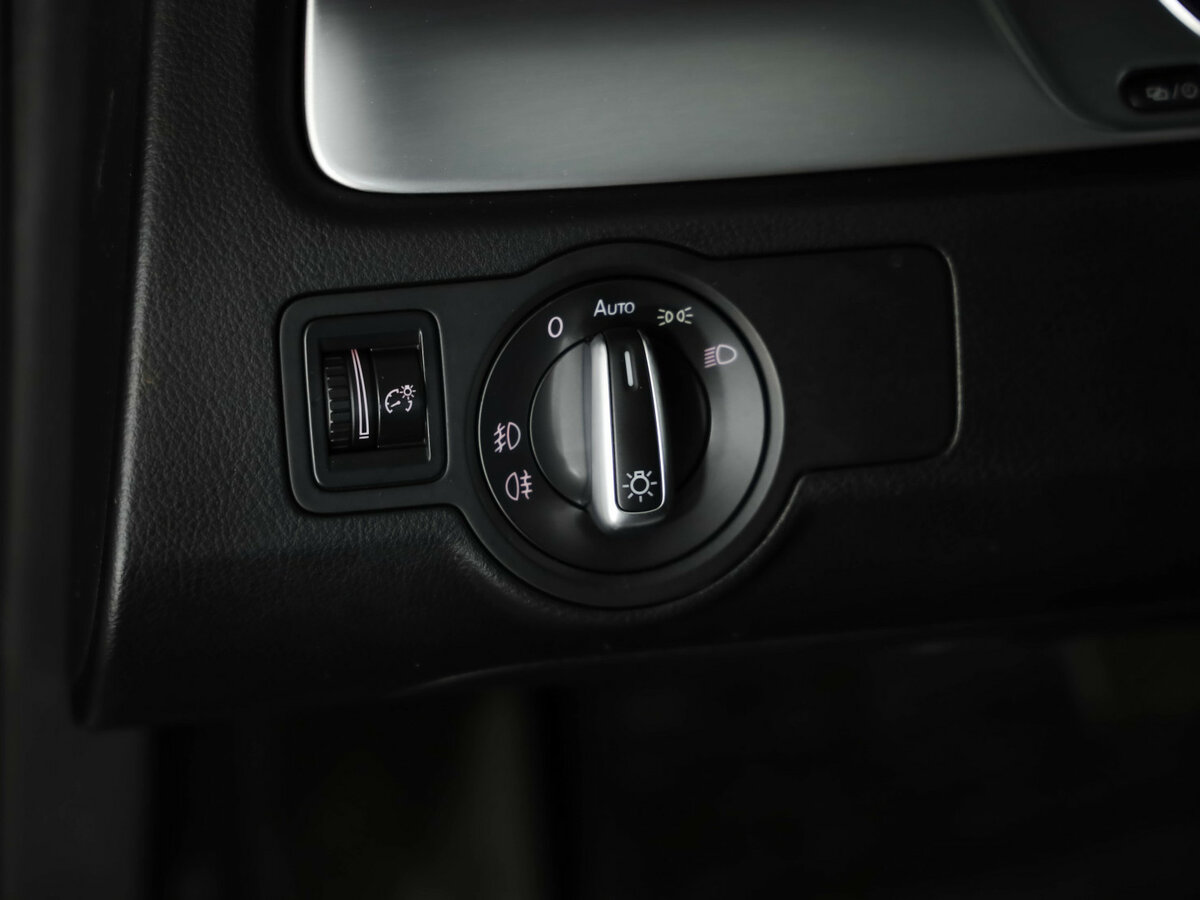 Volkswagen Passat B7, 2014 - Фото №23