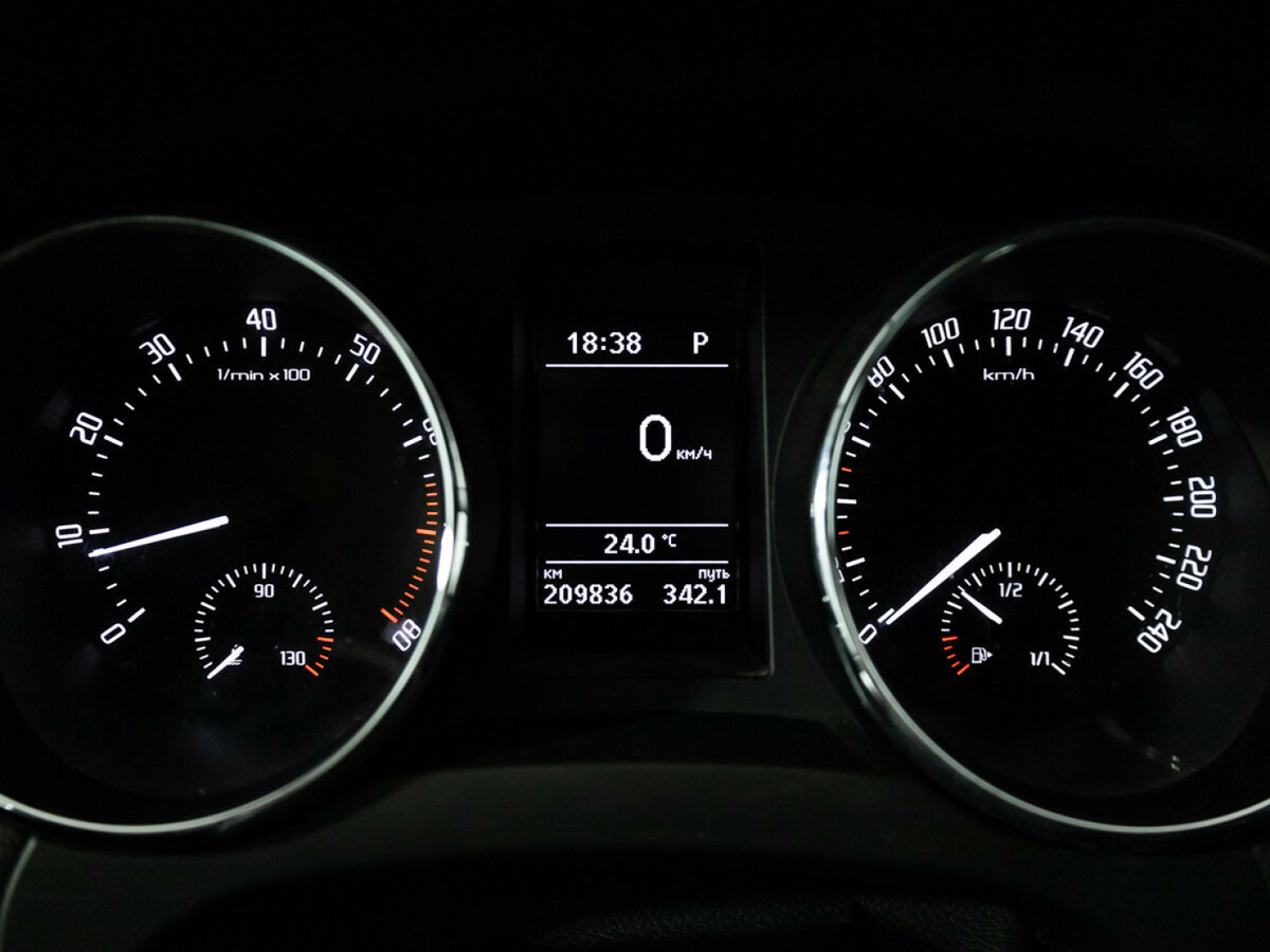 Skoda Yeti I Рестайлинг, 2015 - Фото №11