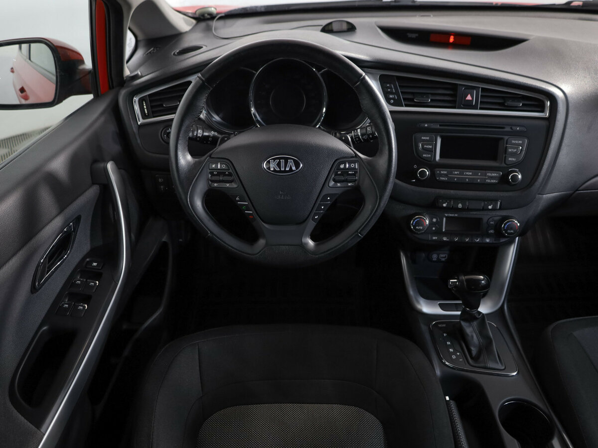 Kia Ceed II Рестайлинг, 2016 - Фото №8