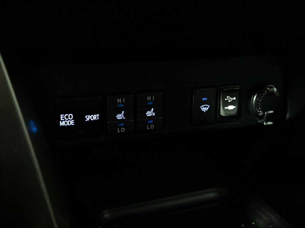 Toyota RAV4 IV (XA40), 2014 - Фото №16