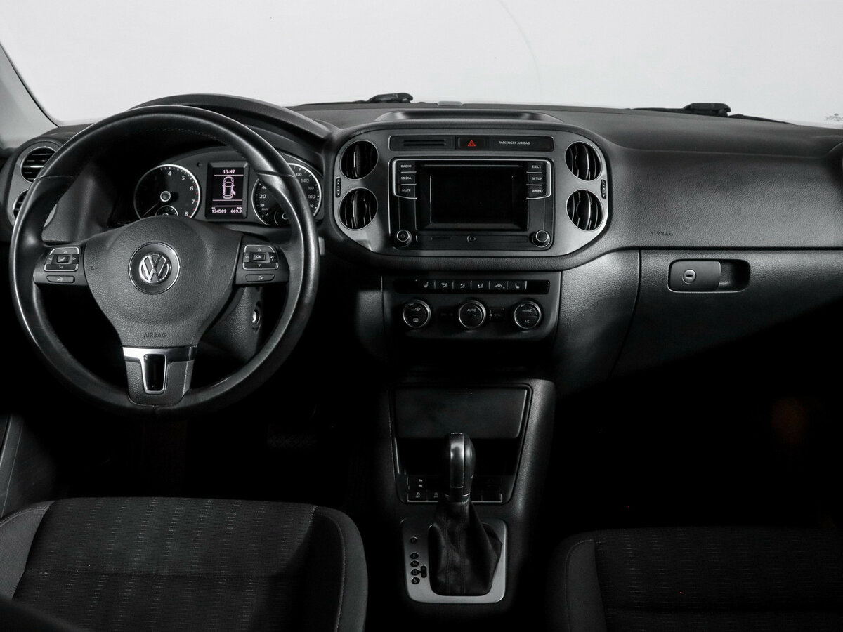 Volkswagen Tiguan I Рестайлинг, 2016 - Фото №11