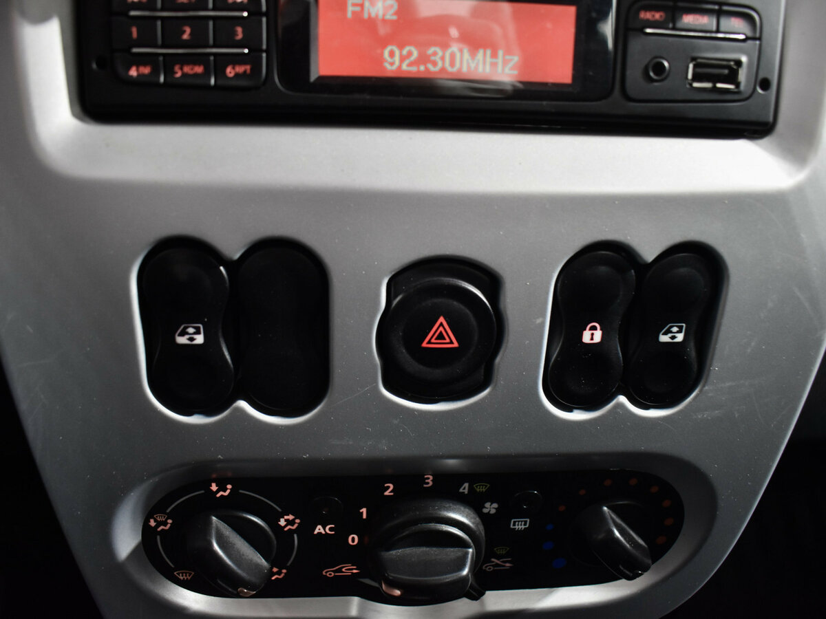 Renault Sandero I, 2014 - Фото №13