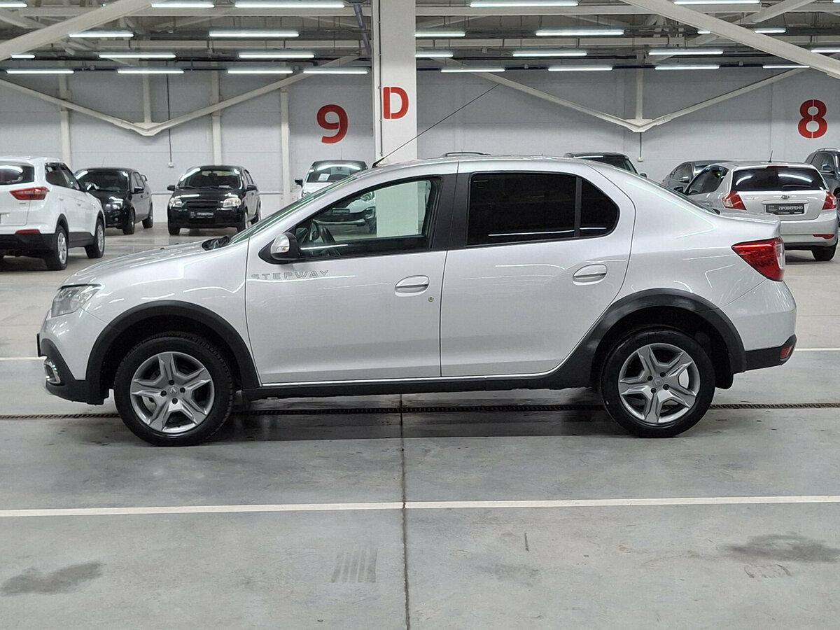 Renault Logan Stepway II Рестайлинг, 2020 - Фото №7